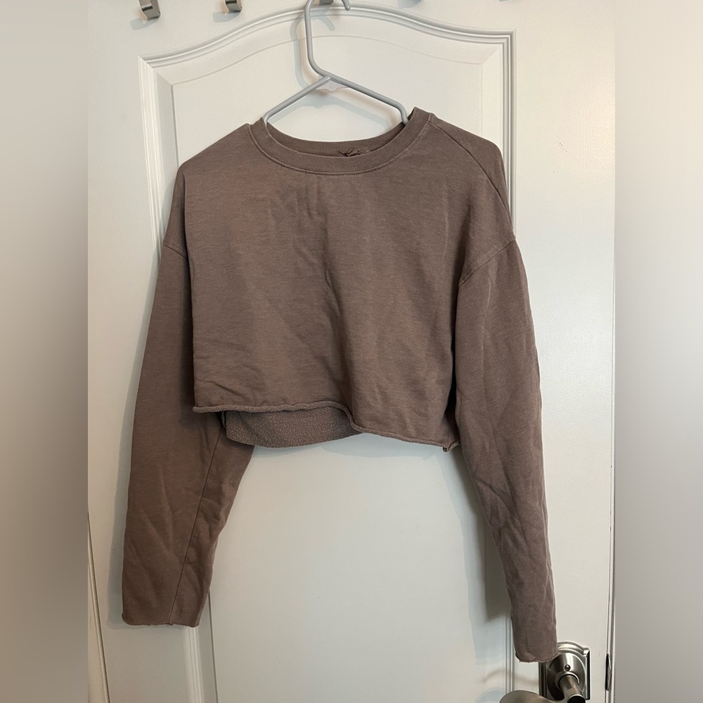 Garage Raw Hem Cropped Longsleeve